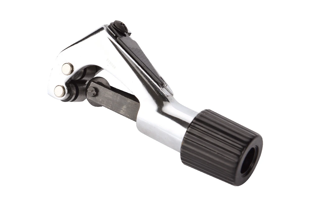 A metal roller pipe cutter with its cutting wheel, support rollers and adjustment knob visible