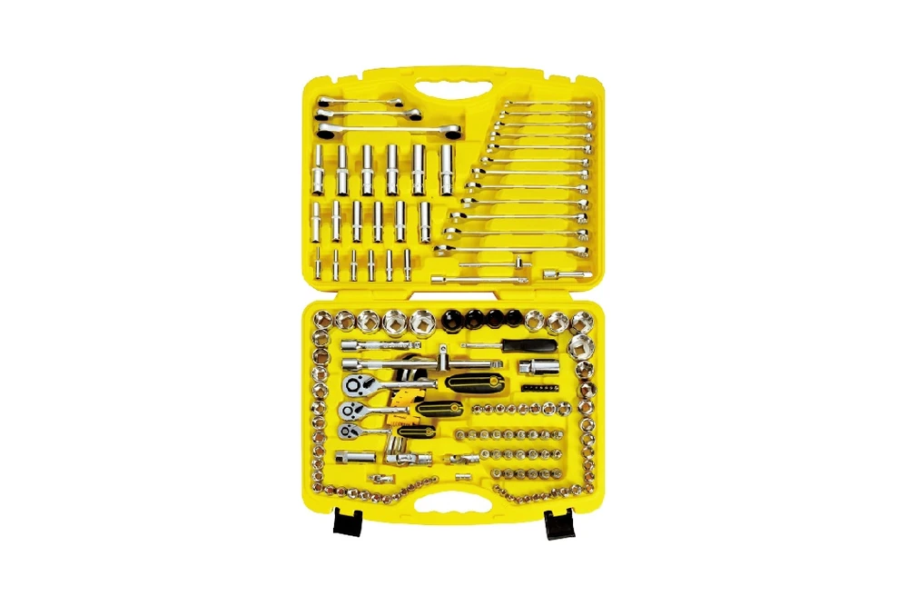Complete mechanic tool set in a fitted carrying case